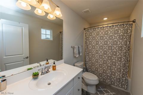 519 Riley Ct, Lagrange, OH 44050 photo 25