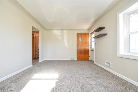 937 Garfield St, Struthers, OH 44471 photo 10