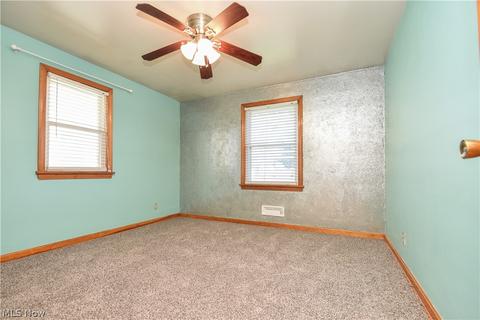 937 Garfield St, Struthers, OH 44471 photo 17