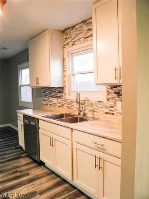 340 Naples Dr, Elyria, OH 44035 photo 10