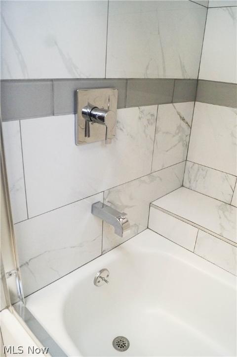 340 Naples Dr, Elyria, OH 44035 photo 24