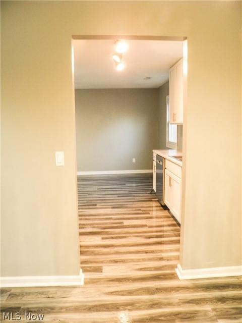 340 Naples Dr, Elyria, OH 44035 photo 9