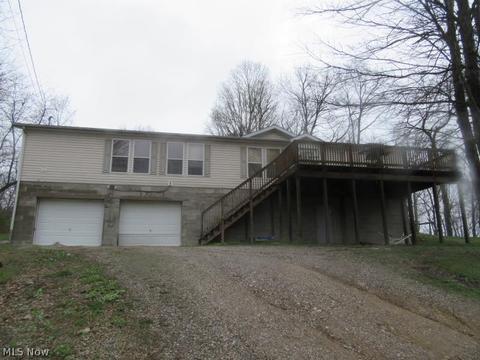 2930 Pure Country Dr, Zanesville, OH 43701 | 20 Photos | MLS #4422707