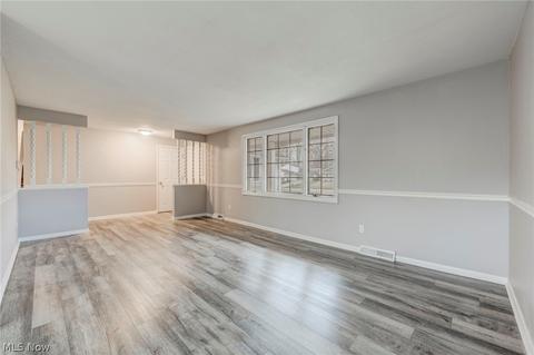 610 University Ave, Elyria, OH 44035 photo 6