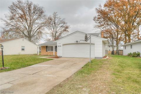 610 University Ave, Elyria, OH 44035 photo 2