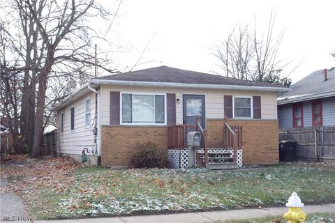 902 Sutherland Ave, Akron, OH 44314 photo 2