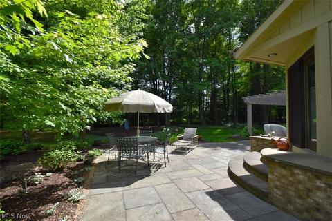 32700 Shadowbrook Dr, Solon, OH 44139 photo 28