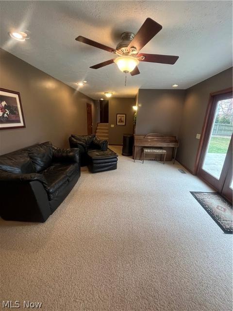 725 Butte St, Willard, OH 44890 photo 10
