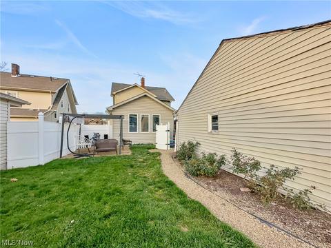136 Wilson St, Struthers, OH 44471 photo 18