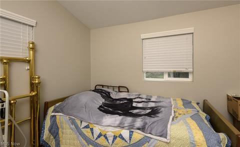 923 Bellflower Ave NW, Canton, OH 44708 photo 8