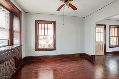 1100 Murray Ave, Akron, OH 44310 photo 6
