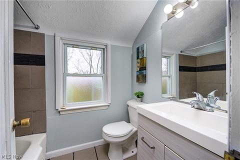 1860 E 225th St, Euclid, OH 44117 photo 22