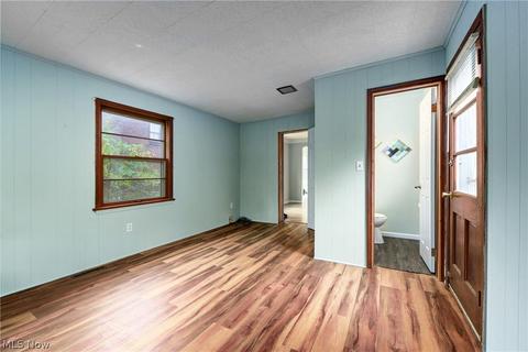 1860 E 225th St, Euclid, OH 44117 photo 14