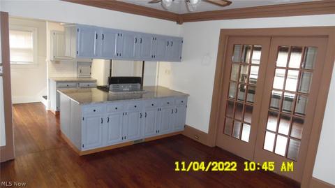 210 Edgerton Rd, Akron, OH 44303 photo 8
