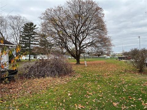29 E Broad St, Monroeville, OH 44847 photo 2
