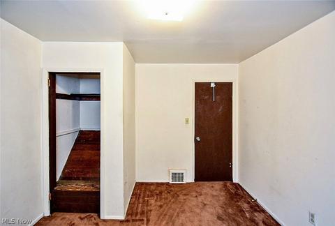 167 E Mapledale Ave, Akron, OH 44301 photo 18