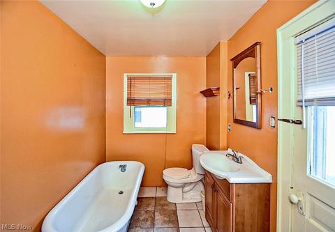 167 E Mapledale Ave, Akron, OH 44301 photo 7
