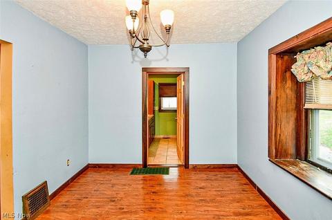 167 E Mapledale Ave, Akron, OH 44301 photo 8