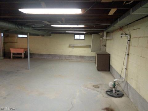 6325 Hiram Ave, Ashtabula, OH 44004 photo 15