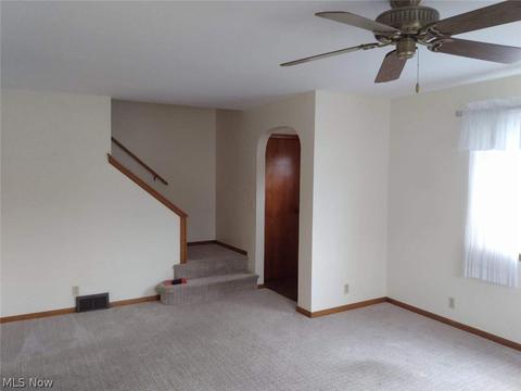6325 Hiram Ave, Ashtabula, OH 44004 photo 11