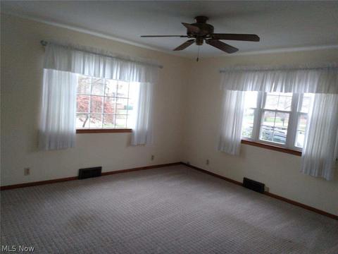 6325 Hiram Ave, Ashtabula, OH 44004 photo 4