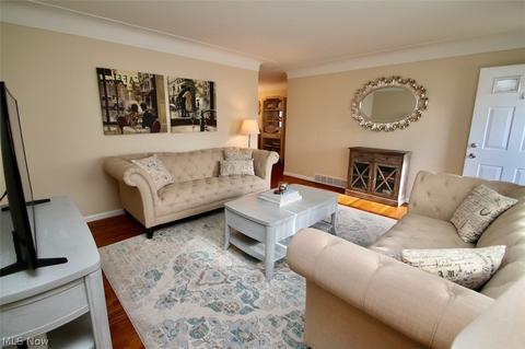 30875 Roosevelt Rd, Wickliffe, OH 44092 photo 6