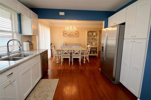 30875 Roosevelt Rd, Wickliffe, OH 44092 photo 5