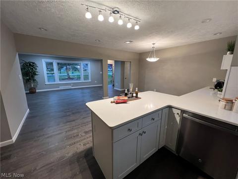 1275 Hillside Rd, Seven Hills, OH 44131 photo 11