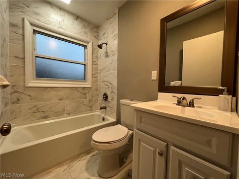 1275 Hillside Rd, Seven Hills, OH 44131 photo 23
