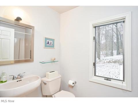675 Hatch Rd, Wadsworth, OH 44281 photo 16
