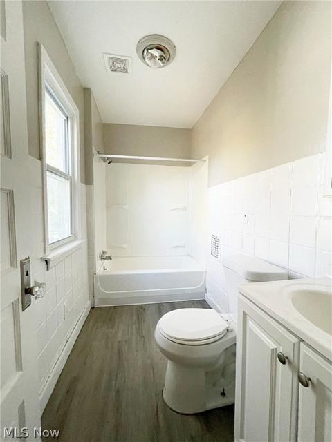 3139 Elyria Ave, Lorain, OH 44055 photo 11