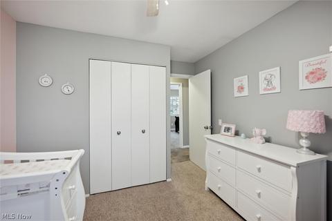 8075 Newcomb Dr, Parma, OH 44129 photo 18