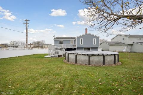8075 Newcomb Dr, Parma, OH 44129 photo 30