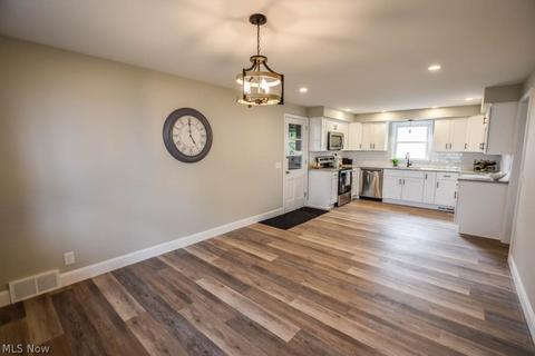 4804 Drumcliff Dr NW, Canton, OH 44708 photo 6