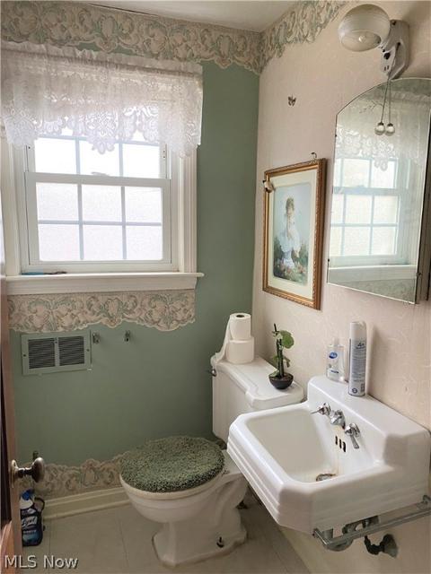 225 E 14th St, Dover, OH 44622 photo 19