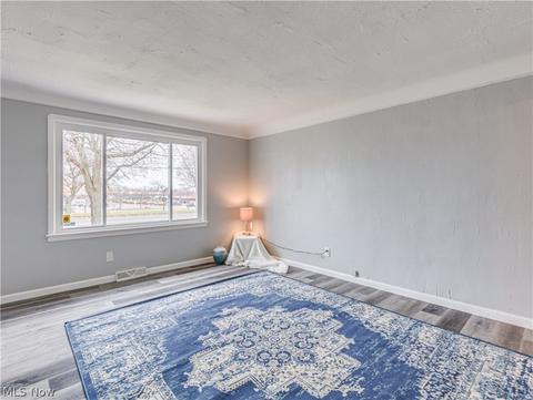 21003 Libby Rd, Maple Heights, OH 44137 photo 6