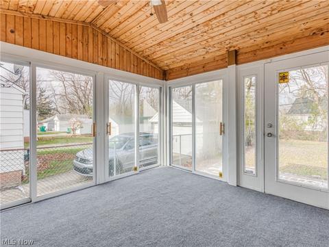 21003 Libby Rd, Maple Heights, OH 44137 photo 15