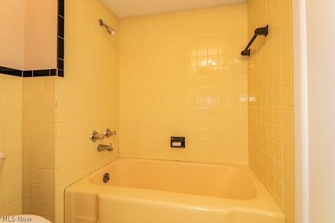 496 E 319 St, Willowick, OH 44095 photo 23