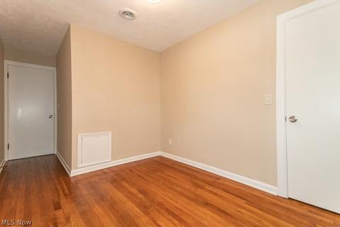 496 E 319 St, Willowick, OH 44095 photo 25