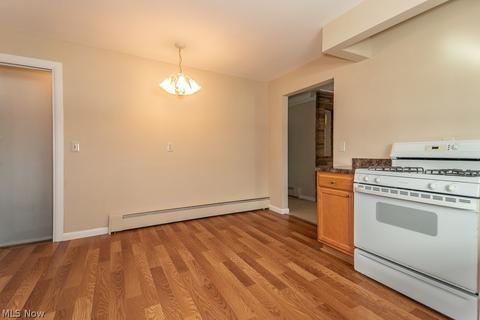 496 E 319 St, Willowick, OH 44095 photo 9