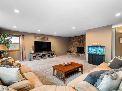 601 Perham Dr, Berea, OH 44017 photo 15