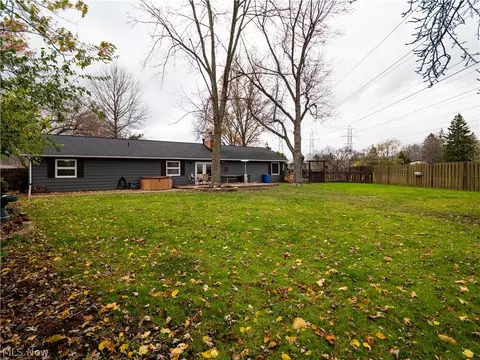 601 Perham Dr, Berea, OH 44017 photo 34