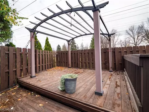 601 Perham Dr, Berea, OH 44017 photo 30