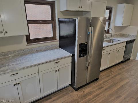 5710 Gilbert Ave, Parma, OH 44129 photo 3