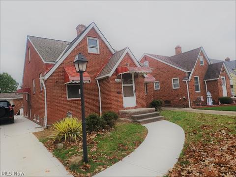 5710 Gilbert Ave, Parma, OH 44129 photo 2