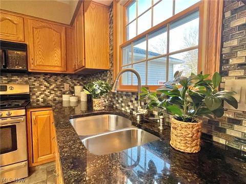 5764 Herbert Rd, Canfield, OH 44406 photo 9