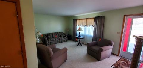 244 E Wills Ave, Dover, OH 44622 photo 3