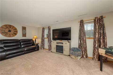 8497 Yale Rd, Rootstown, OH 44272 photo 12
