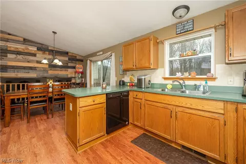 8497 Yale Rd, Rootstown, OH 44272 photo 6
