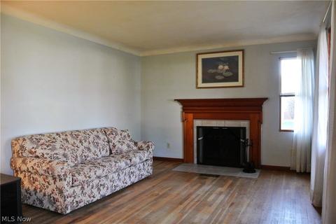 7492 Cherry St, Independence, OH 44131 photo 5